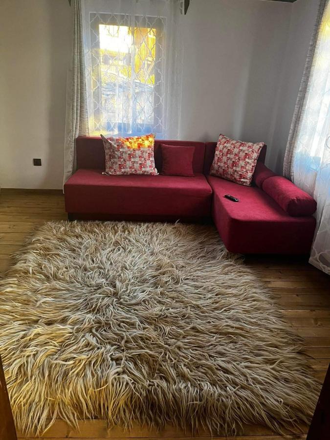 Къща За Гости Близнаците Leshten Exterior photo